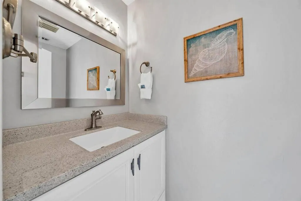 Summerhouse #7 Beach Dreams Destin Apartment