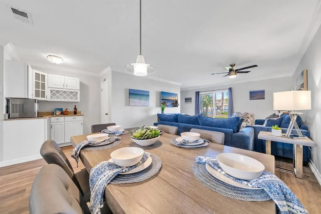 Summerhouse #7 Beach Dreams Destin